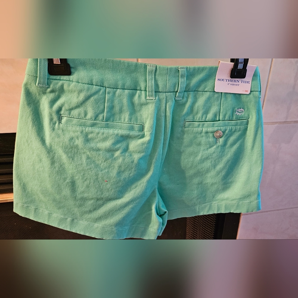 NWT Souuthern Tide 3" shorts
